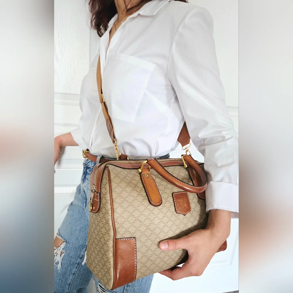 Celine Tan and Brown Monogram Bag - Picture 4 of 16